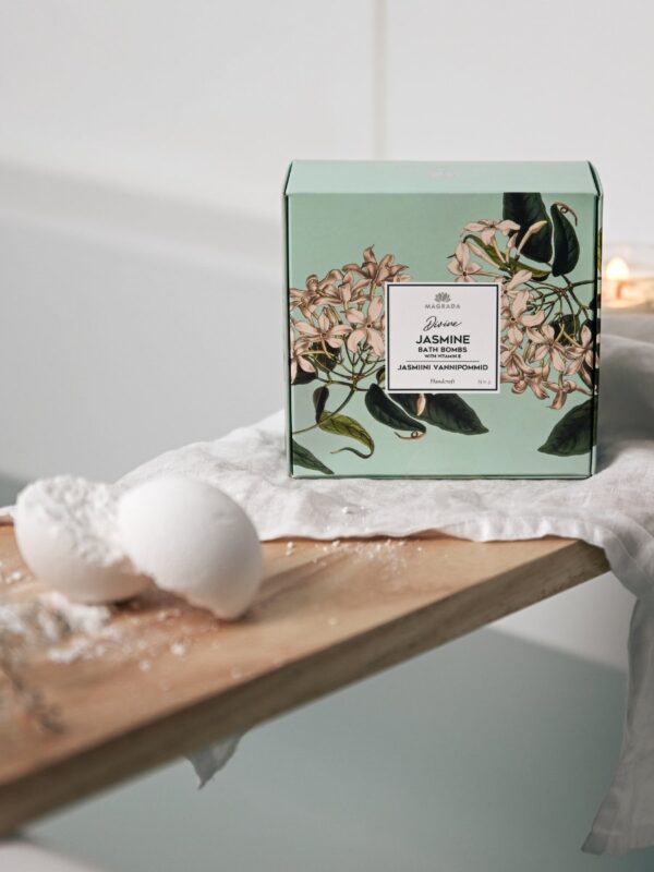 Divine Jasmine vannipommid E-vitamiiniga – 4 pommi kinkekarbis - Image 3