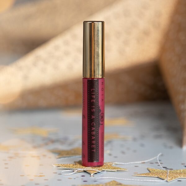 Täidlustav huuleläige “Life Is A Cabaret”, 10 ml
